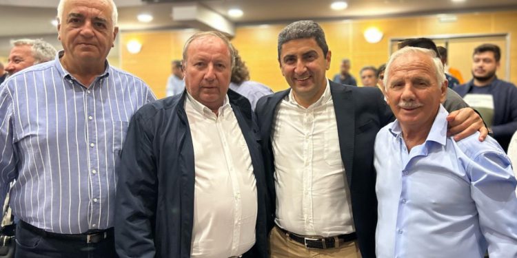 Λ. Αυγενάκης: Διαδοχικές συσκέψεις με παραγωγούς της Θεσσαλίας – Αρχές Νοεμβρίου οι προκαταβολές για τη φυτική παραγωγή