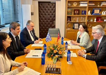 Λευτέρης Αυγενάκης