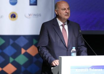 Κώστας Τσιάρας