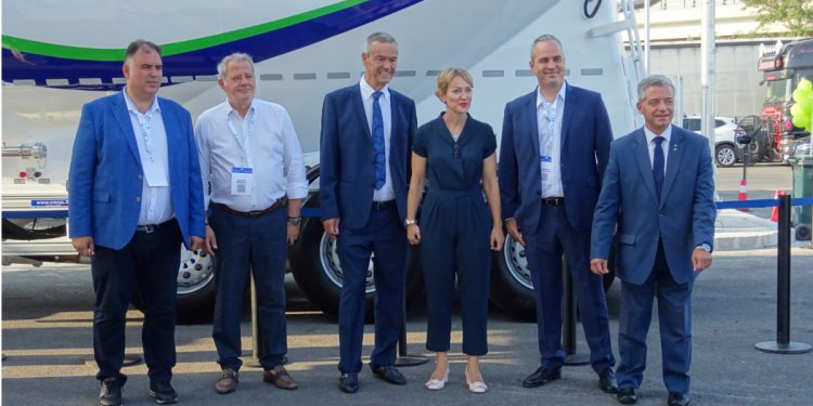 Πρώτος σταθμός lng