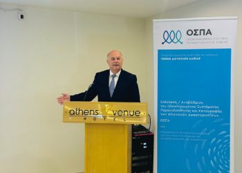 Κώστας Τσιάρας