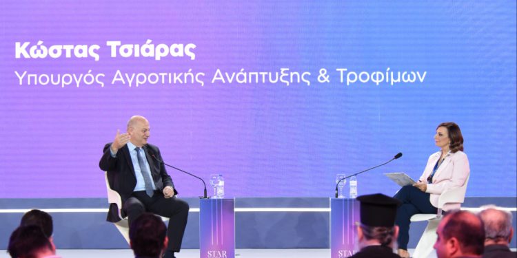 Κώστας Τσιάρας Star Forum